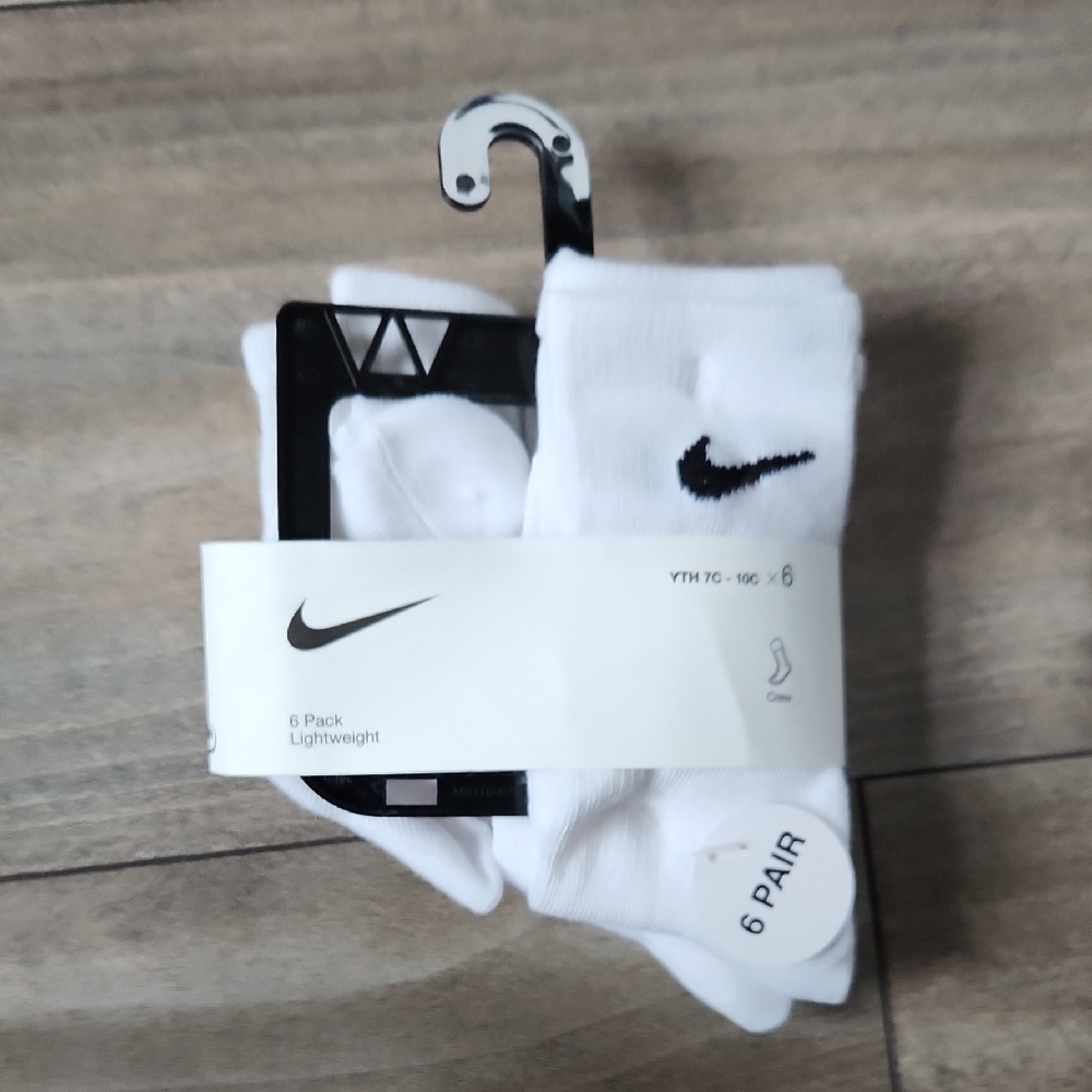 Nike Lightweight White Crew Socks - 4 Pair